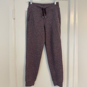 Lululemon ready to rulu jogger pant black cherry